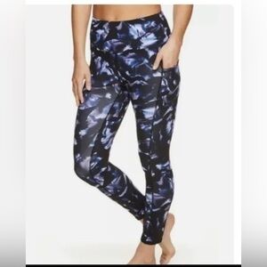 NWT Gaiam Om-Dri High Rise Pocket 7/8 Legging Pants size XS $54 Workout